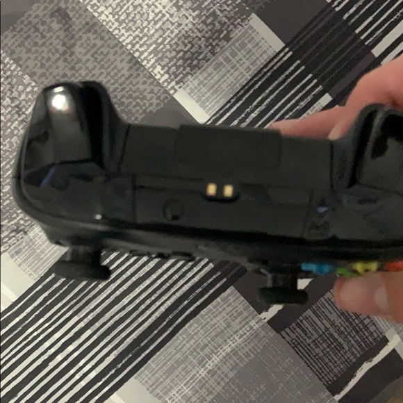 Xbox Stand - Picture 3 of 7